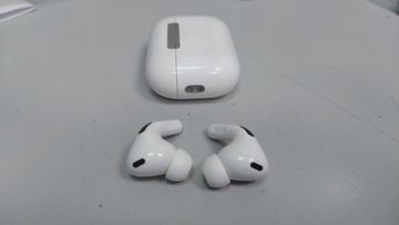 01-200794991: Apple airpods pro 2nd generation with magsafe charging case usb-c