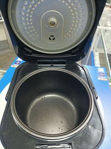 Б/в Мультиварка Magio mg-411 01-200801876