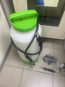 Б/в Акумуляторний обприскувач Grunhelm ghs-10 01-200802109