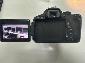 Б/в Фотоапарат Canon eos 600d body 01-200804100