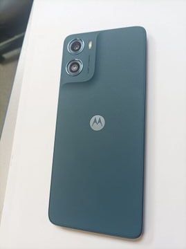 Б/в Мобільний телефон Motorola moto g06 4g 4/256gb 01-200814554