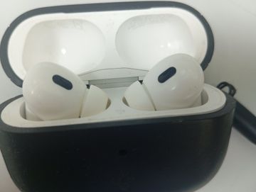 Б/в Навушники Apple airpods pro 2nd generation with magsafe charging case usb-c 01-200824657