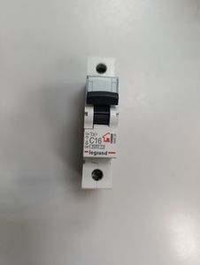 Legrand c16