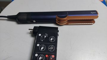 Б/у Плойка Dyson airstrait ht01 01-200854340