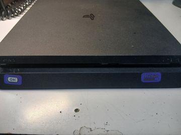 Б/у Игровая приставка Sony playstation 4 slim 1tb 01-200874858