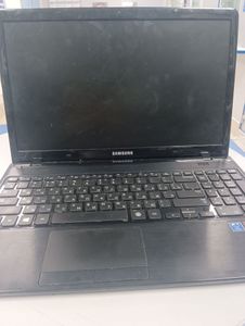 Б/в Ноутбук Samsung 15/e2 1800 ddr3/4gb ddr3/hdd 500 gb/radeon hd7470m 01-200894097