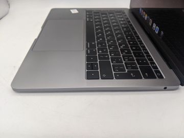 Б/в Ноутбук Apple a1708 /macbook pro 13,3" core i5 2,3ghz/ram8gb/ssd 512gb/intel iris plus graphics 640 01-200862633