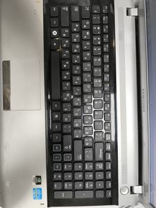 Б/в Ноутбук Samsung 15/core i3 2310m ddr3/4gb ddr3/hdd 320 gb/geforce gt520m 01-200898409