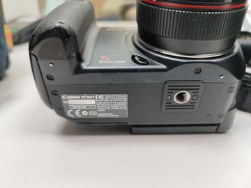 Б/у Фотоаппарат Canon powershot pro 1 01-200904284