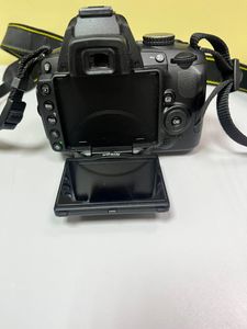 Б/у Фотоаппарат Nikon d5000 + nikon af-s dx nikkor 18-105mm f/3,5-5,6g ed vr 01-200902883