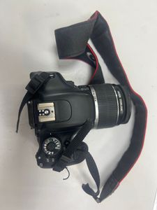 Б/в Фотоапарат Canon eos 600d + ef-s 18-55mm 1:3.5-5.6 is ii 01-200907630