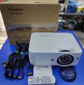 Б/в Короткофокусний проектор Viewsonic ps501x 01-200881800