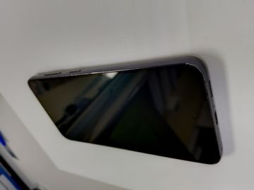 Б/в Мобільний телефон Samsung galaxy s23 sm-s911u1 8/128gb 01-200923605