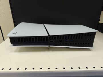 Б/в Ігрова приставка Sony playstation 5 slim 825gb + 2 джойстики 01-200915865