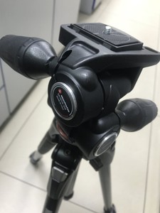 Б/у Штатив Manfrotto 290 xtra 01-200937791
