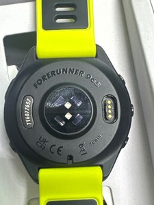 Б/в Смарт-годинник Garmin forerunner 965 carbon titanium bezel w. case and amp yell/black s 01-200941286