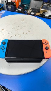 Б/в Ігрова приставка Nintendo switch oled 01-200944082