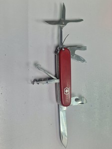 Б/в Ніж складаний Victorinox huntsman 01-201005040