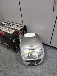 Б/у Мультиварка Tefal rk816e32 01-201012110