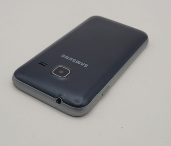 Б/в Мобільний телефон Samsung galaxy j1 mini 2016 01-201036020