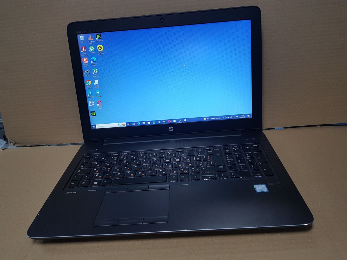 Ноутбук Hp 15/core i7 6820hq ddr3/16gb ddr3/hdd *відсутній/ssd 512 gb/quadro m2000m 4gb
