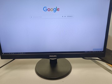 Б/в Монітор Philips 240v5q 01-201093331