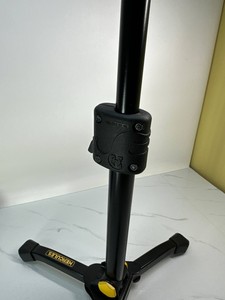 Б/в Мікрофонна стійка Hercules ms300b 01-201105250