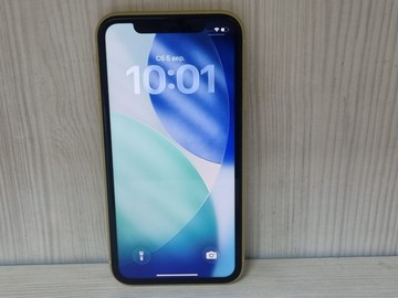Б/в Мобільний телефон Apple iphone 11 64gb 01-201107279