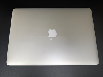 Б/в Ноутбук Apple macbook pro a1398 /екр 15,4 /core i7 2,3ghz /ram 16gb /ssd 256gb /intel iris pro 01-201121266