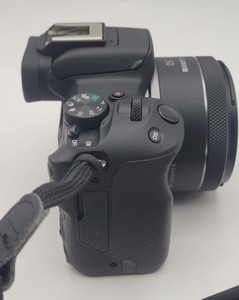 Б/в Фотоапарат Canon eos r50 + rf50mm f1.8 stm 01-201150380