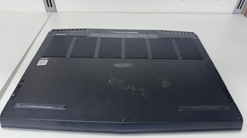 Б/в Ноутбук Dell 15/core i7 8750h ddr4/16gb ddr4/ssd 500 gb/geforce rtx2070 8gb 01-201163688