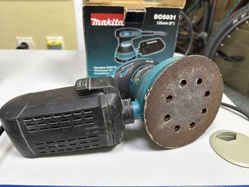 01-200571189: Makita bo5031