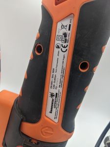 01-200549990: Renovator twist-a-saw