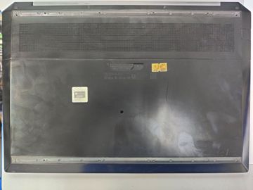 01-200740806: Hp 17/core i7 8850h ddr4/32gb ddr4/hdd 1000 gb/ssd *відсутній/quadro p1000 4gb