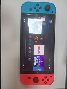 01-200605946: Nintendo switch oled