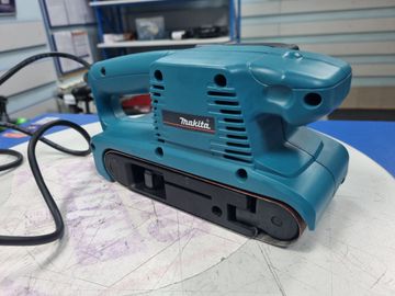 01-200778004: Makita 9910