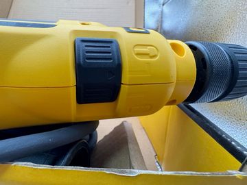 01-200786560: Dewalt dwd024s