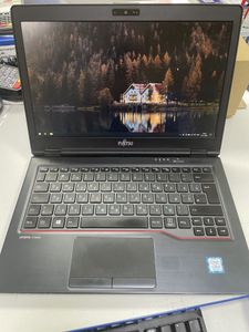 Fujitsu 12/core i5 8265u ddr4/8gb ddr4/hdd *відсутній/ssd 256 gb/*інтегрована