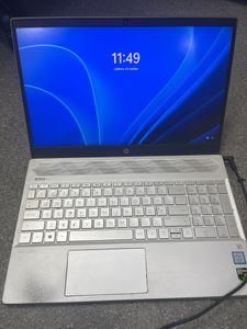 01-200790302: Hp 15/core i7 8565u ddr3/8gb ddr4/ssd 256 gb/geforce gtx1050 4gb