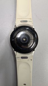 01-200801657: Samsung galaxy watch6 40mm
