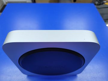 Б/в Системний блок Apple mac mini a2686 mmfj3 m2/8core/ram 8gb/ssd256gb 01-200771393