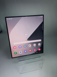 Б/в Мобільний телефон Samsung galaxy fold6 12/256gb 01-200821528