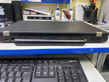 Б/у Ноутбук Lenovo 16/a8 4555m ddr3/4gb ddr3/hdd 250 gb/nvs 3100m 01-200836720