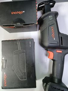 Б/в Шабельна пила Dnipro-M drs-201bc compact 1акб 4ah зп 01-200833434