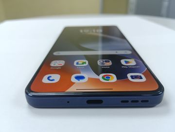 Б/в Мобільний телефон Motorola moto g86 5g 12/256gb 01-200798010