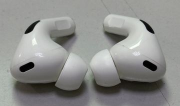 Б/в Навушники Apple airpods pro 2nd generation with magsafe charging case usb-c 01-200858739