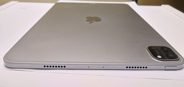 Б/в Планшет Apple ipad pro 11 2022 wi-fi 128gb 01-200860083