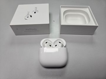 Б/у Наушники Apple airpods 4 with active noise cancellation 01-200873694