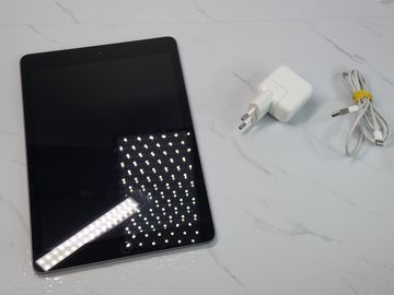 Б/в Планшет Apple ipad 6 wifi 32gb 01-200885177