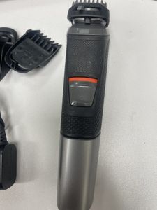 Б/у Электробритва Philips mg5730 01-200886520